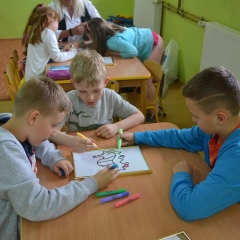 Warsztaty rękodzielnicze dla szkół i przedszkoli   -  Warsztaty z malowania na szkle