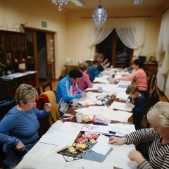 Rozpoczęły się WARSZTATY Z HAFTU TRADYCYJNEGO PŁASKIEGO