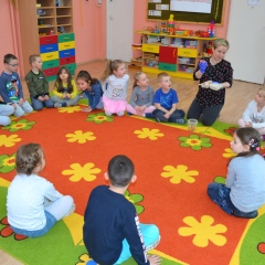 Warsztaty rękodzielnicze dla szkół i przedszkoli - Warsztaty z wykonania palmy wielkanocnej, pisanek