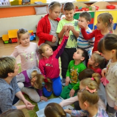 Warsztaty rękodzielnicze dla szkół i przedszkoli - Warsztaty z haftu tradycyjnego płaskiego