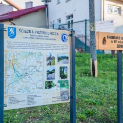 Ścieżka w Łowczówku o walorach przyrodniczych i historycznych
