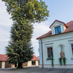 Małopolski Szlak Ogrodów -  Zespół dworsko-parkowy w Zgłobicach
