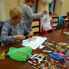Warsztaty z szycia i zdobienia haftem serwety