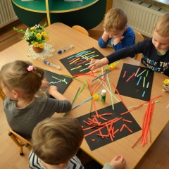 Warsztaty rękodzielnicze dla szkół i przedszkoli - Warsztaty z wyrabiania ludowych ozdób słomianych 